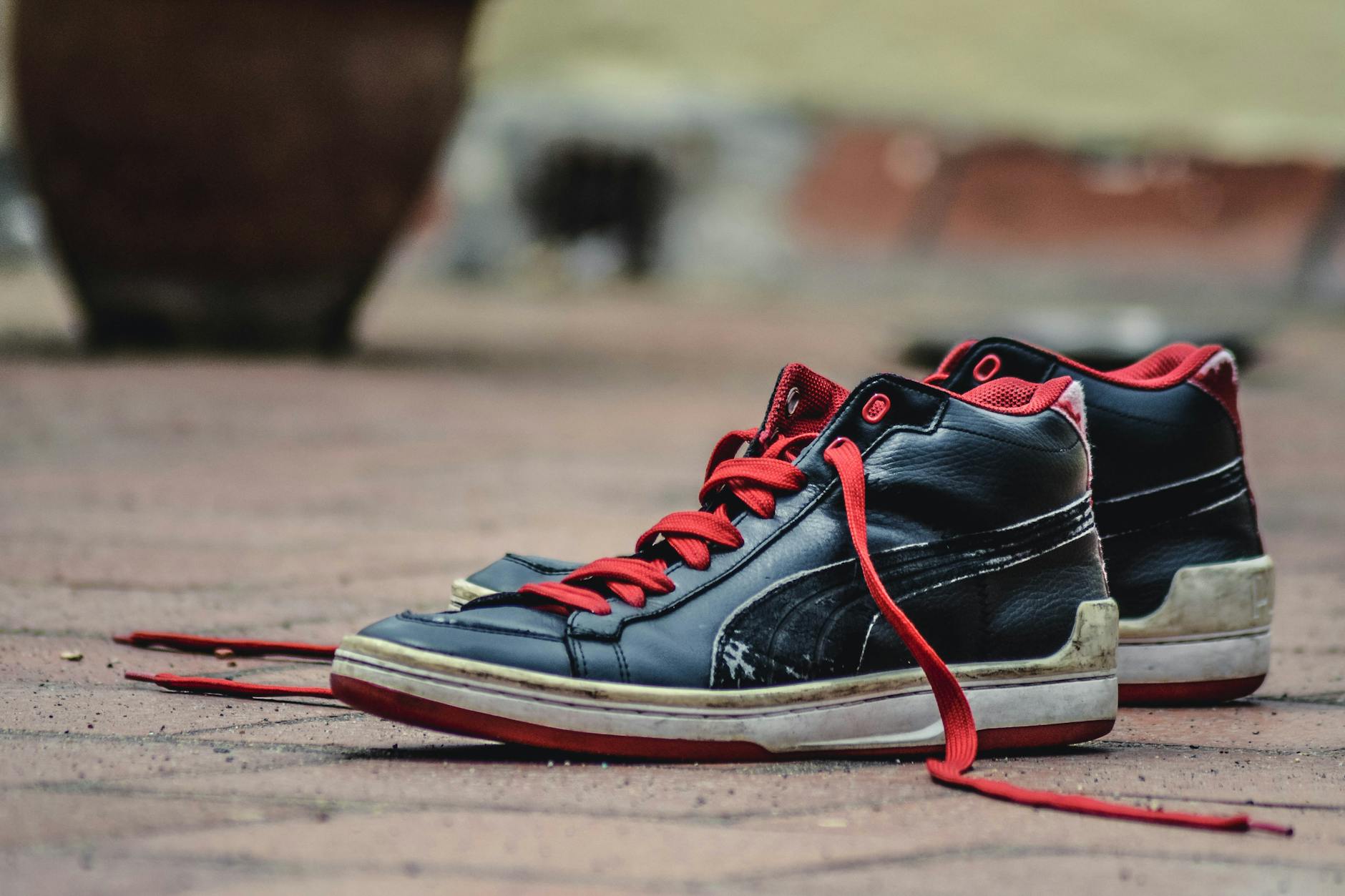 High-Traction Running Shoes Ideal for Treadmill Surfaces - Featured image