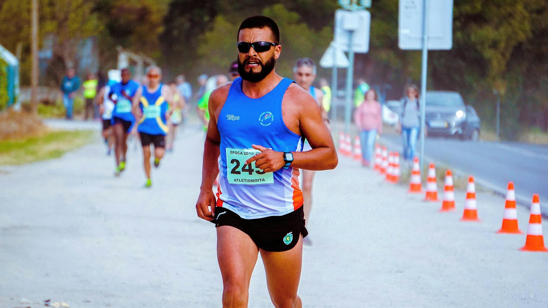 How to Train for Your First Marathon - Featured image