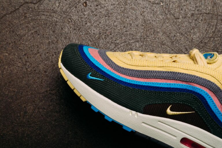 The Truth About Max Cushion Shoes on Long Treadmill Sessions - Featured image