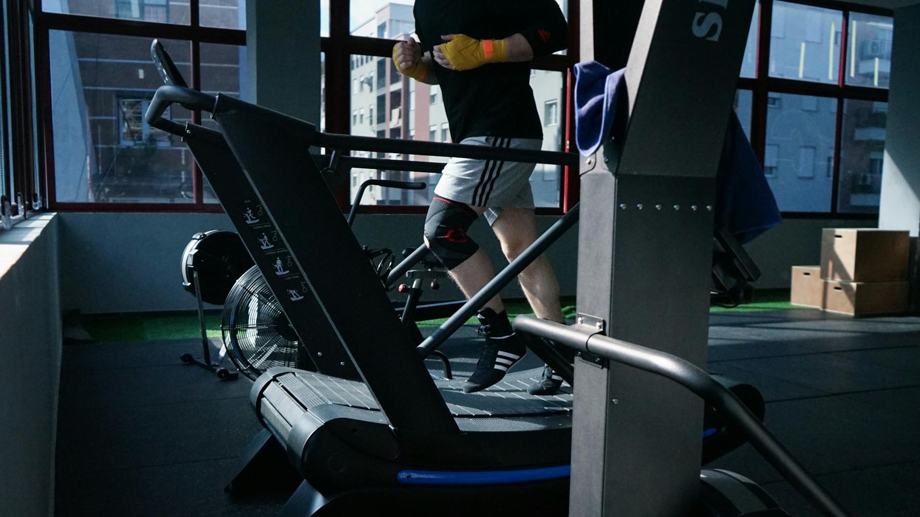 Treadmill Running Exposes Shoe Flaws You Never Notice Outside - Featured image