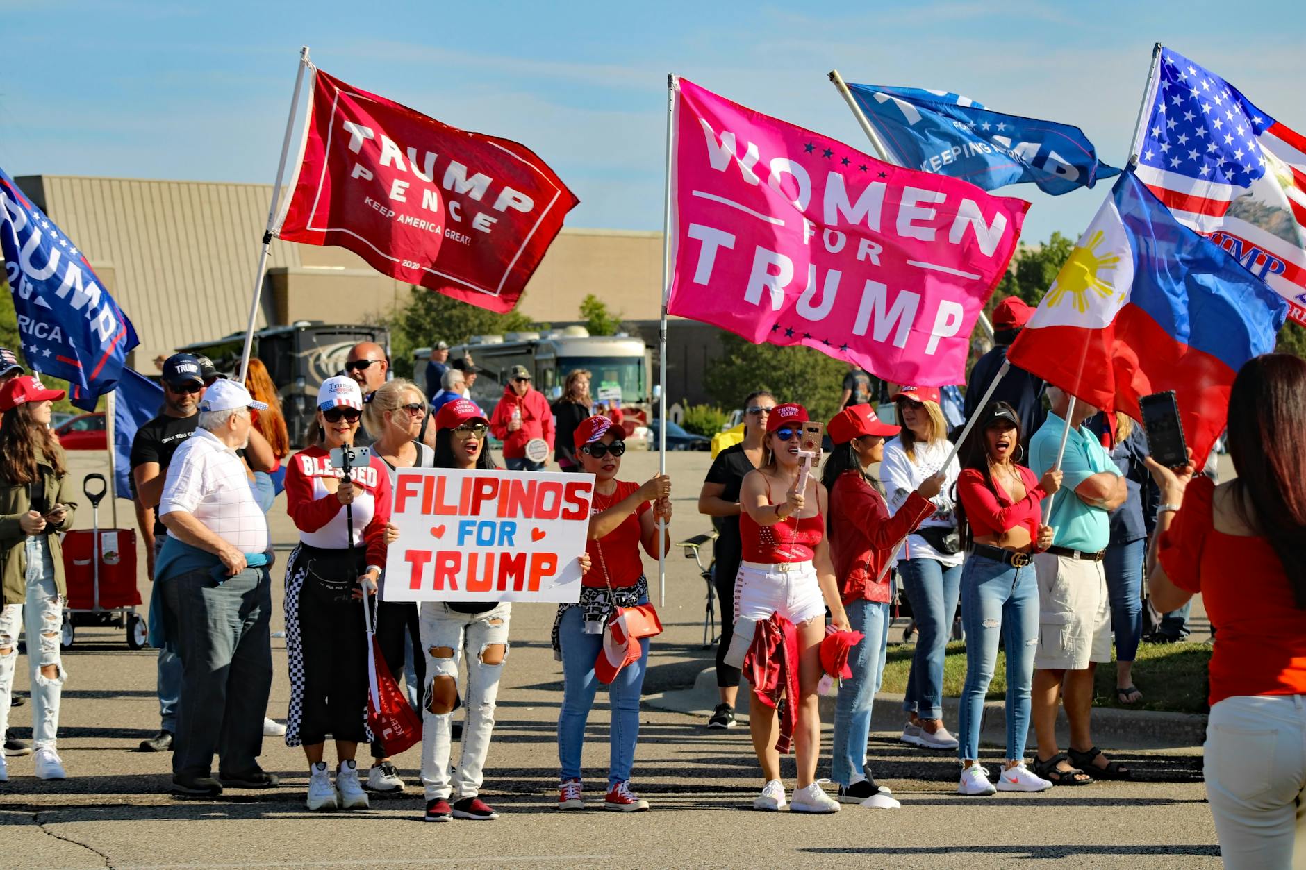 Trump Doesn't Exercise And America Keeps Talking About It - Featured image