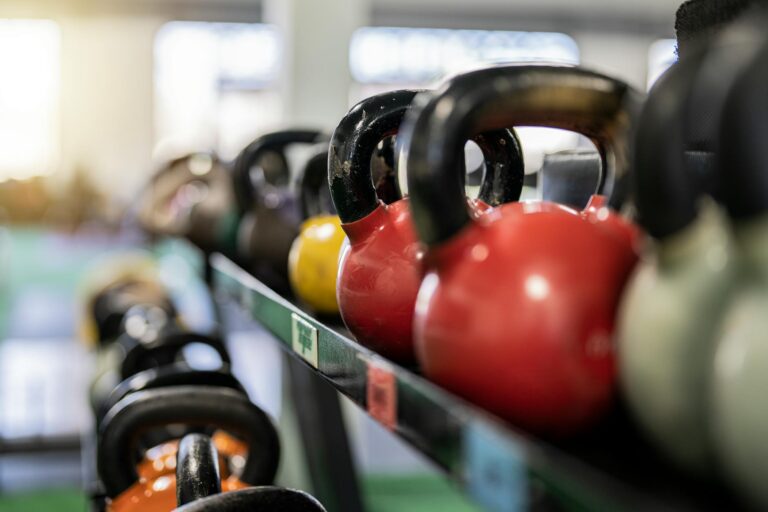 How to Use Kettlebells Properly - Featured image