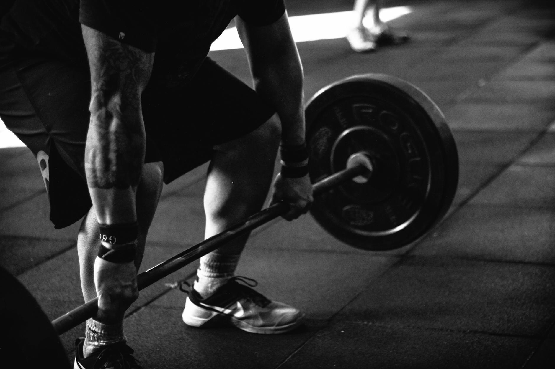 Is Spinning Better Than Running for Weight Loss - Featured image