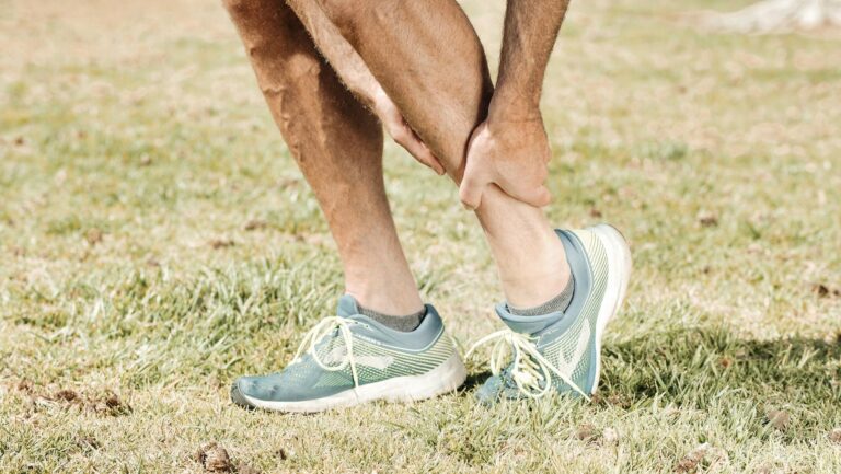 Potential Injuries to Watch for When Running 7 Miles After 60 - Featured image