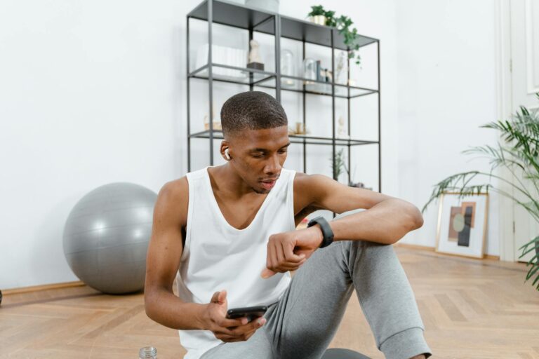 The Best Fitness Tracker Workouts for Beginners - Featured image