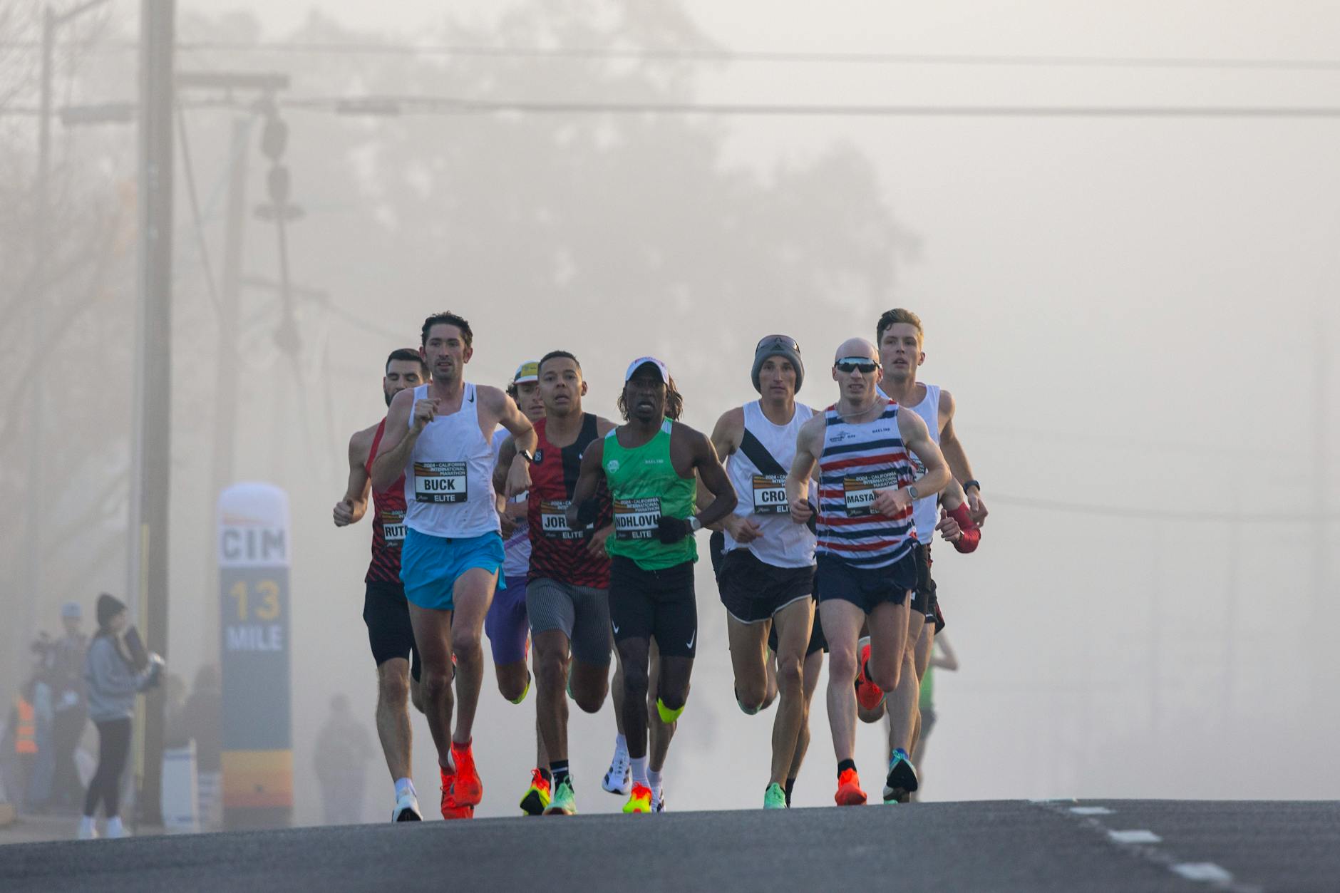 The Role of Pace When Running 7 Miles in Your 60s - Featured image