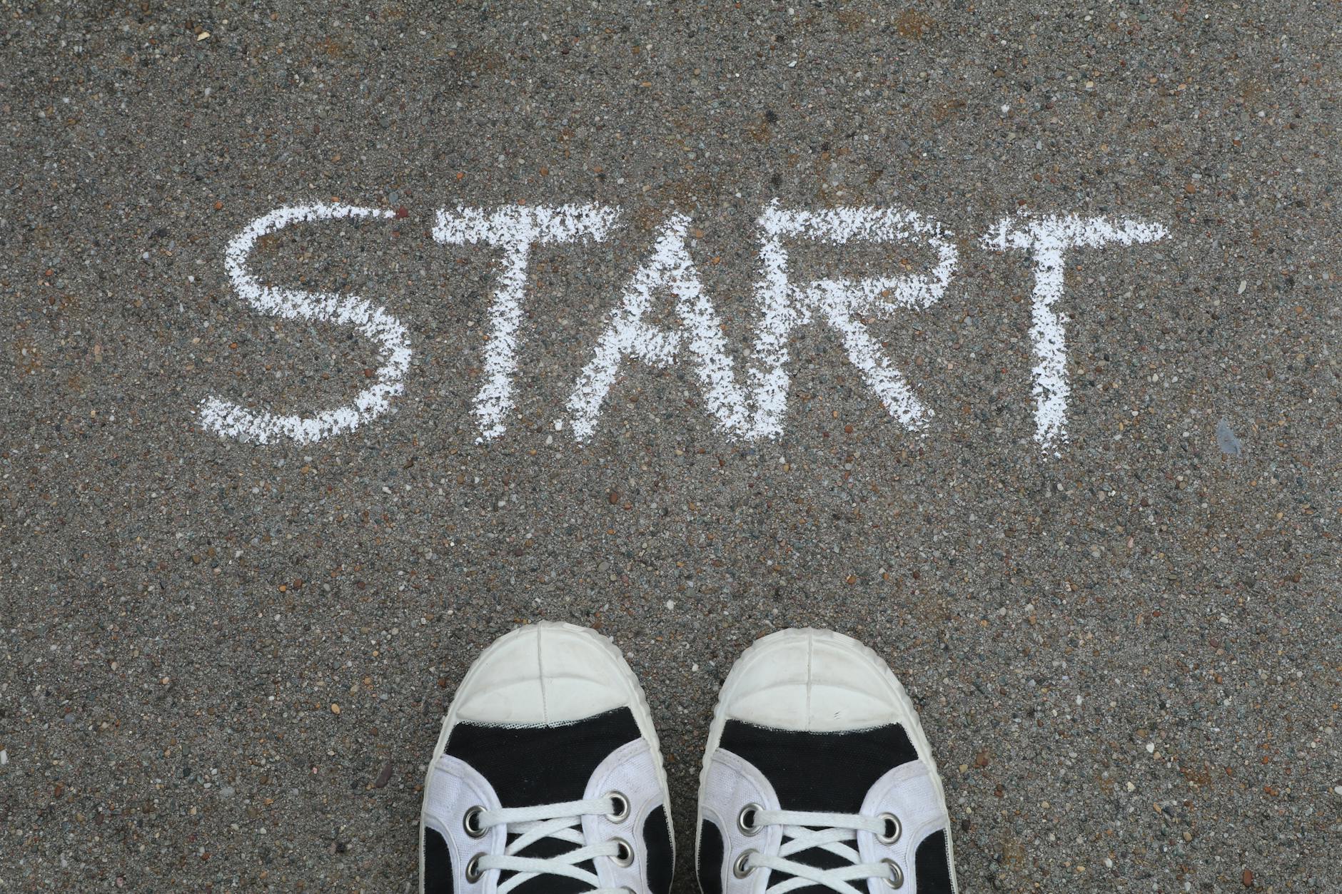 Walking Shoes That Help Improve Posture - Featured image