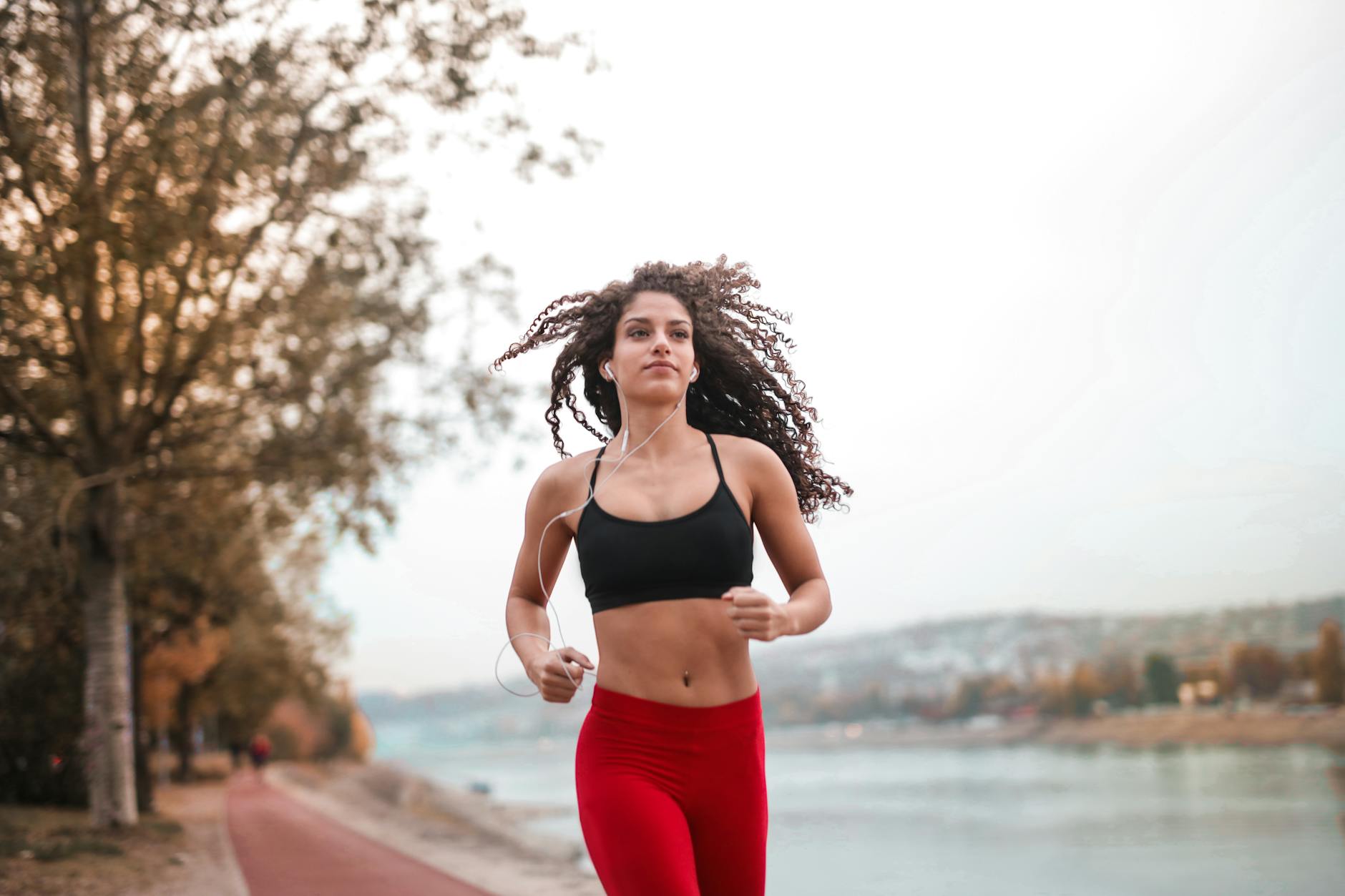 Why Easy Running Builds Aerobic Endurance More Effectively Than Hard Efforts