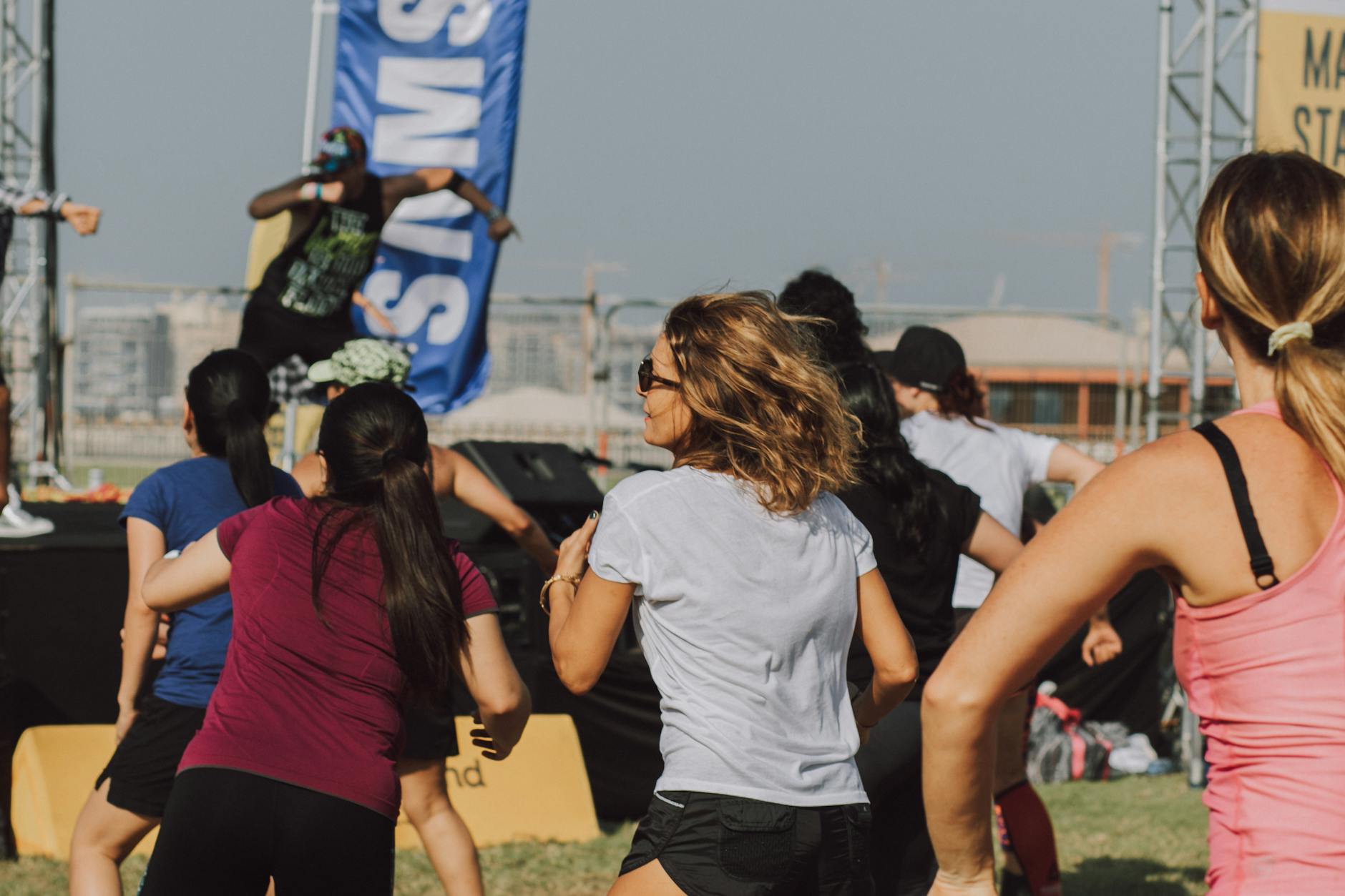 Why Zumba Is an Effective Workout for Calorie Burning - Featured image