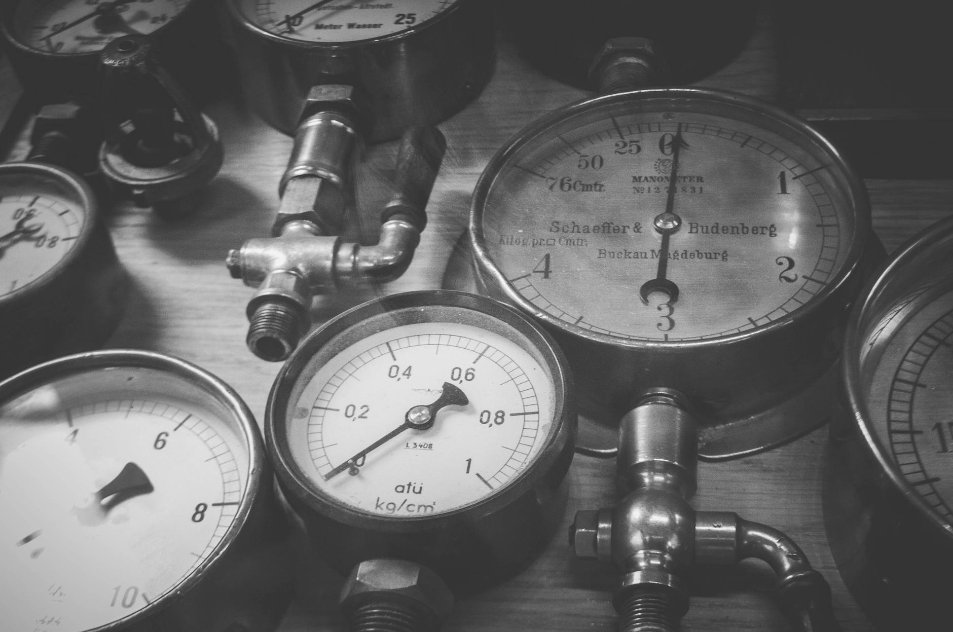 How Do Devices Measure Intensity Minutes in Real Running Scenarios?