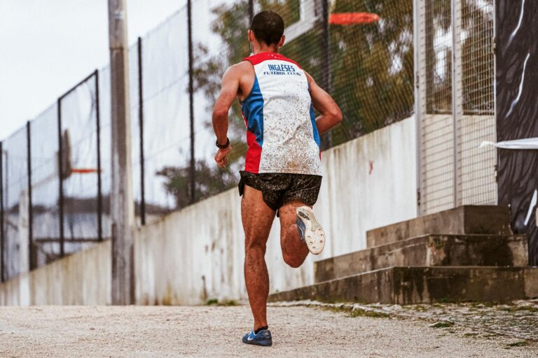 How to Avoid Overtraining While Running - Featured image