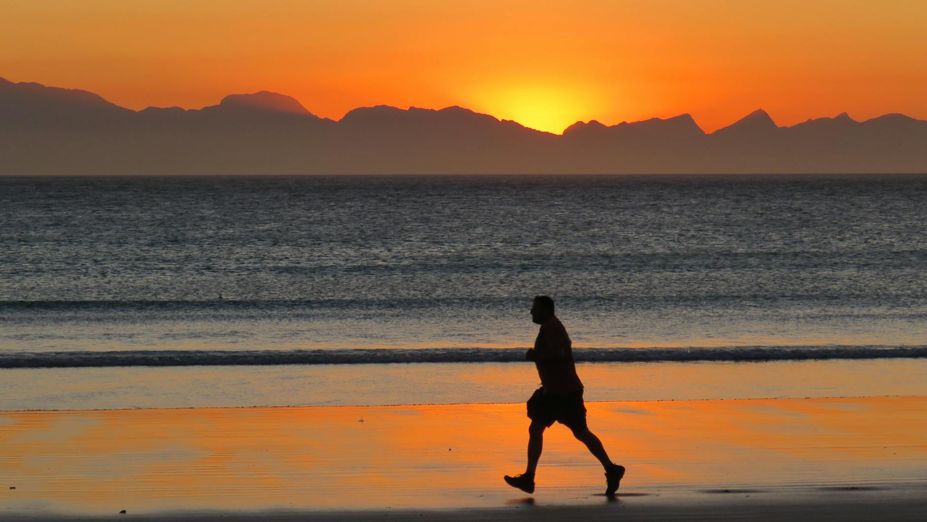 Common Mistakes During Your Evening Run - Featured image