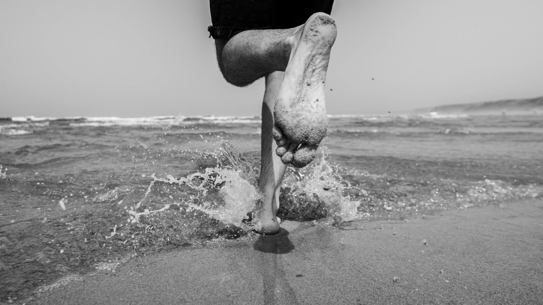 How Foot Strike Pattern Affects Joint Stress and Impact Forces