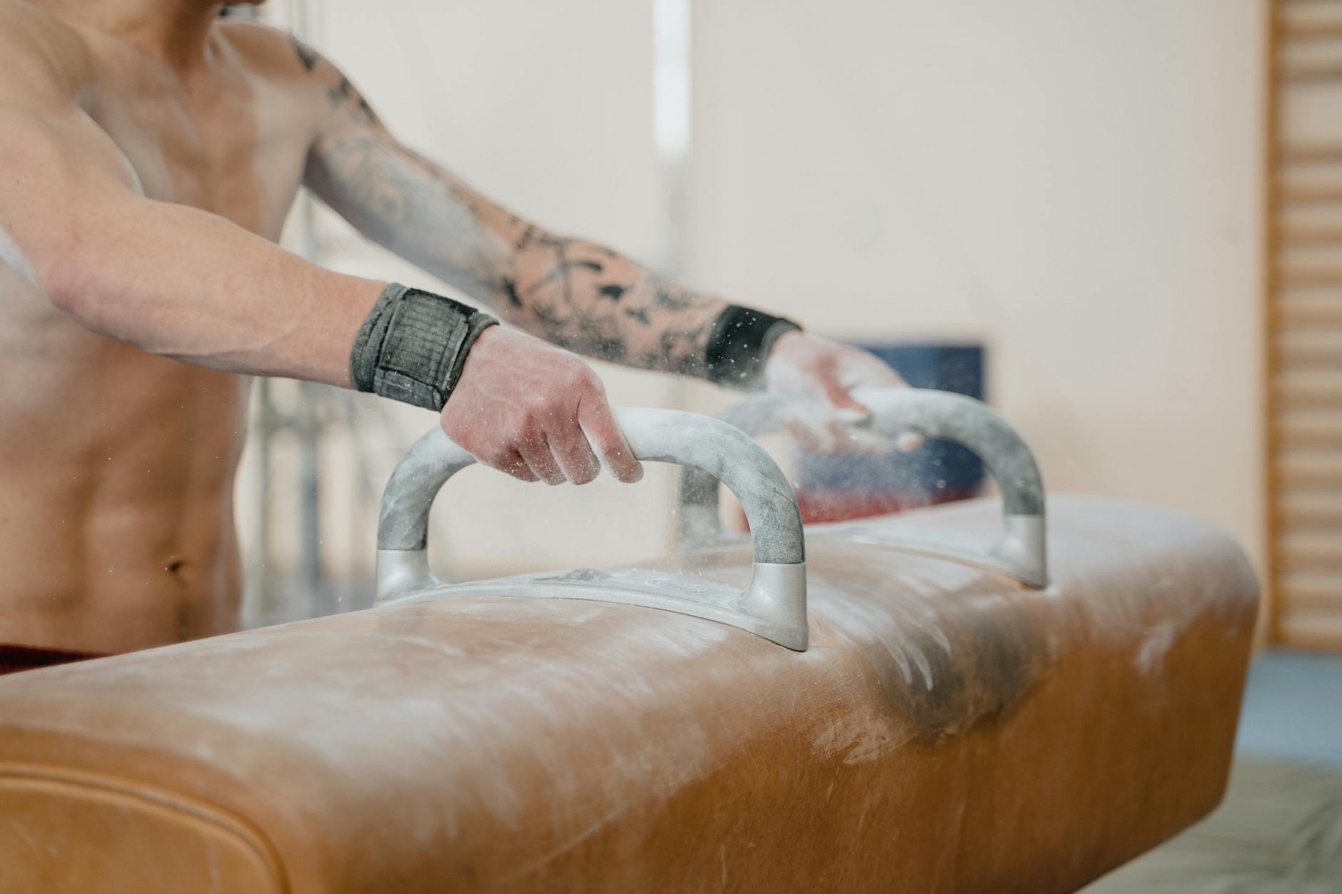 NEUROMUSCULAR CONTROL AND STABILIZER MUSCLE ACTIVATION