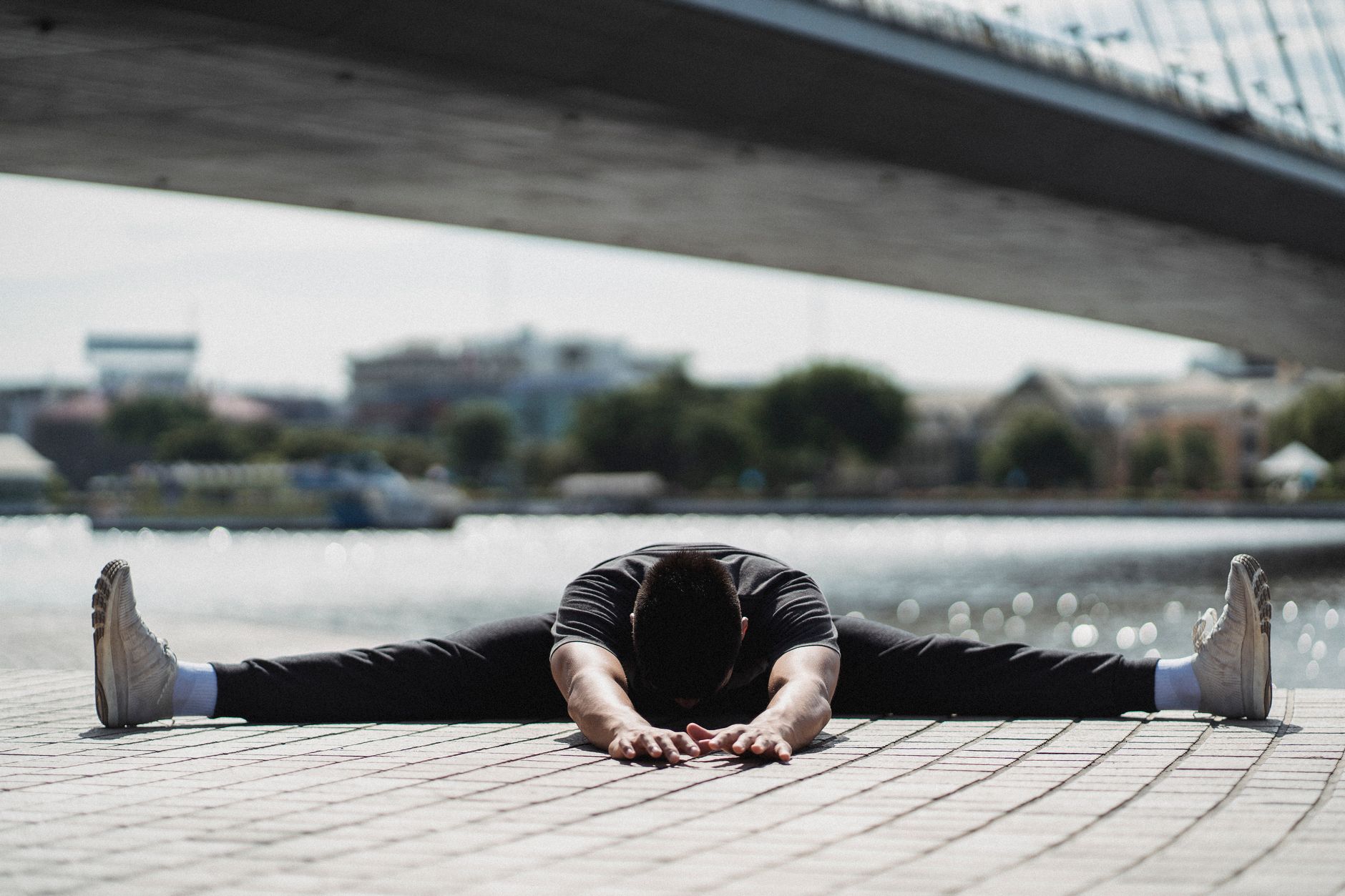 Postural Alignment and Forward Lean for Efficient Running Form