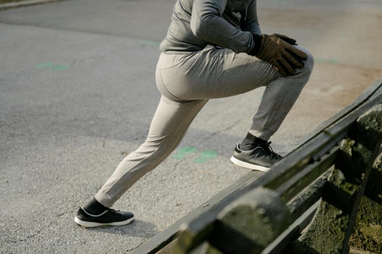 The Connection Between Hip Mobility and Stride Length - Featured image