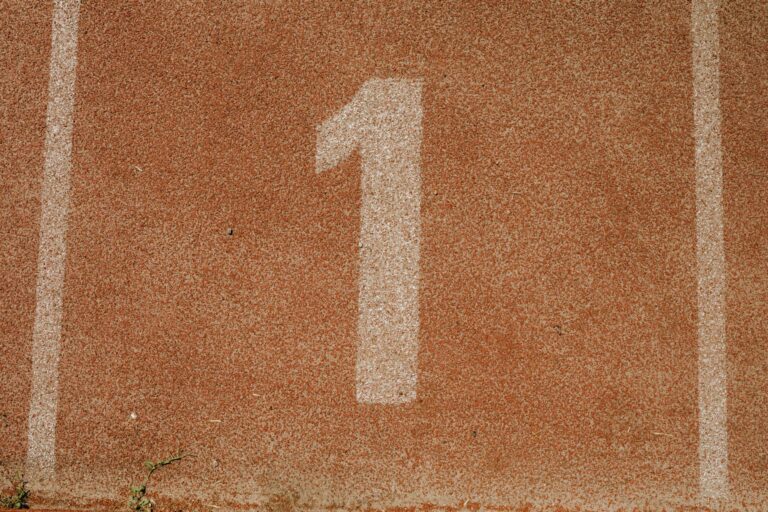 Training Plan to Run Your First 10 Miles - Featured image