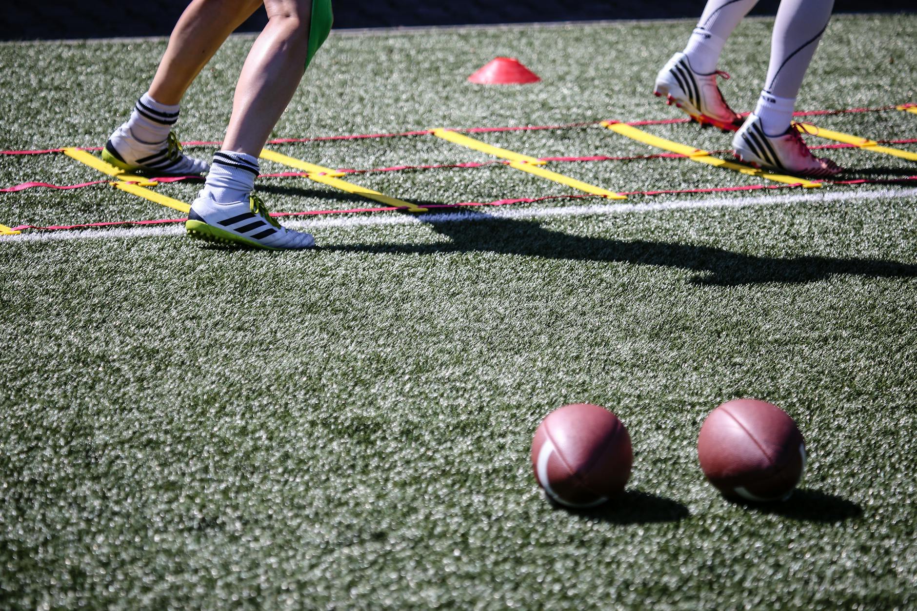 Turf Toe and Other Big Toe Injuries That Affect Running