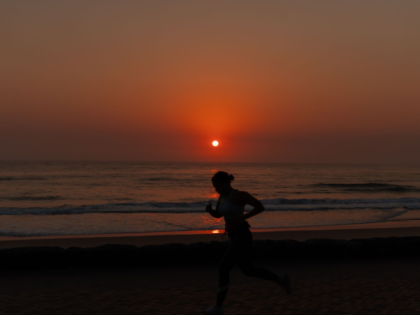 Why Evening Runs Improve Athletic Performance