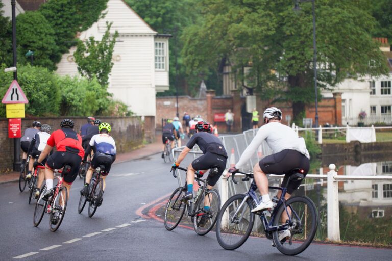 Cycling: How Cadence Affects Your Heart Rate - Featured image