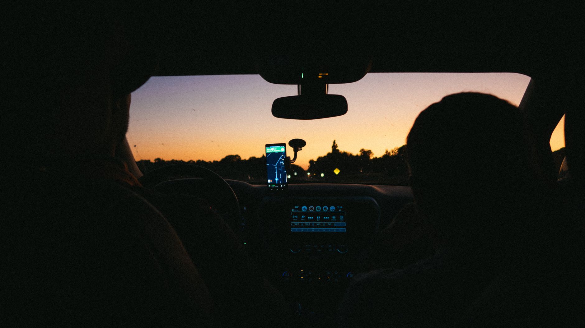 Dashboard and Windshield Mounts for Navigation and Tracking