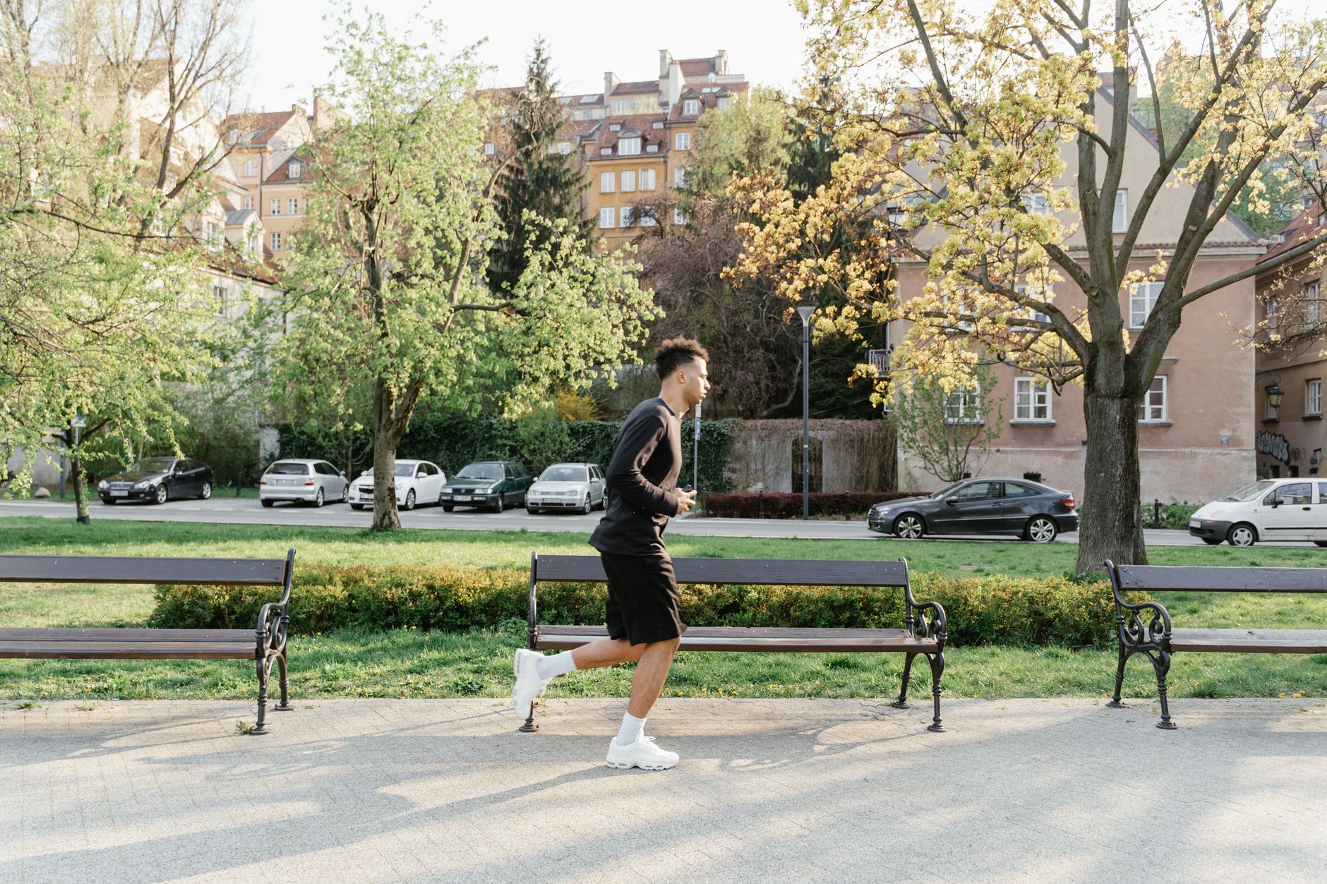Different Styles for Different Running Scenarios