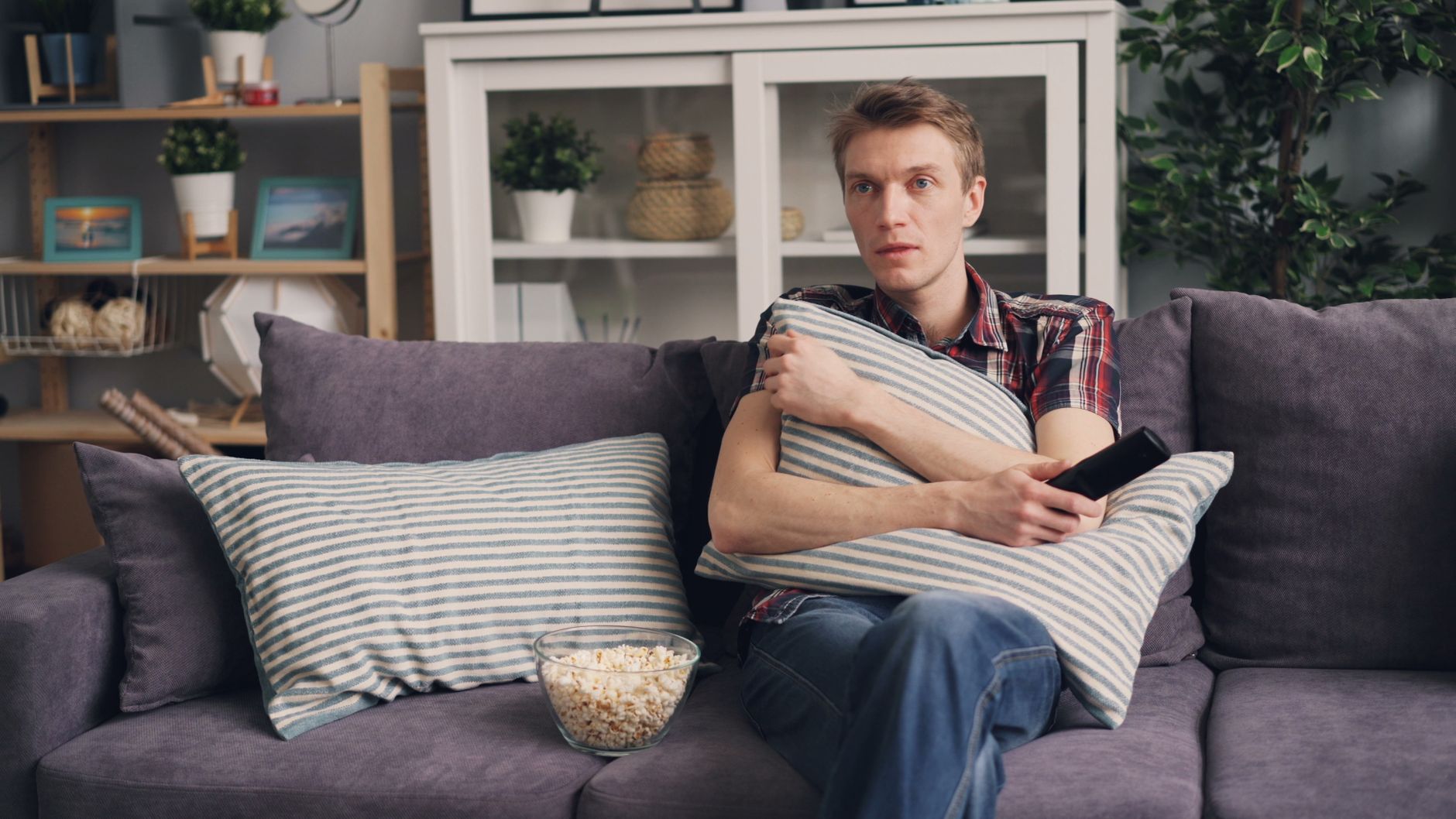 How Did the Guidelines Address Sedentary Behavior and Movement Throughout the Day?