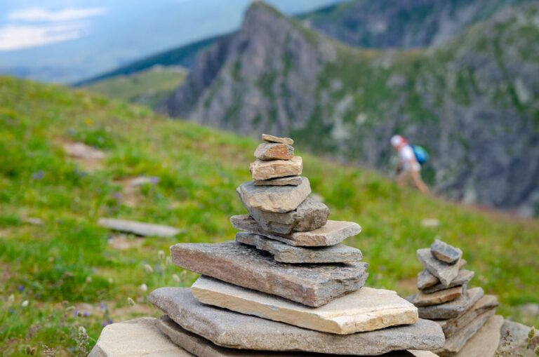 How I Stack a Hike Onto a Run for More Intensity Minutes - Featured image