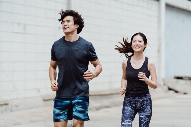 How to Maintain Your Running During Pregnancy - Featured image