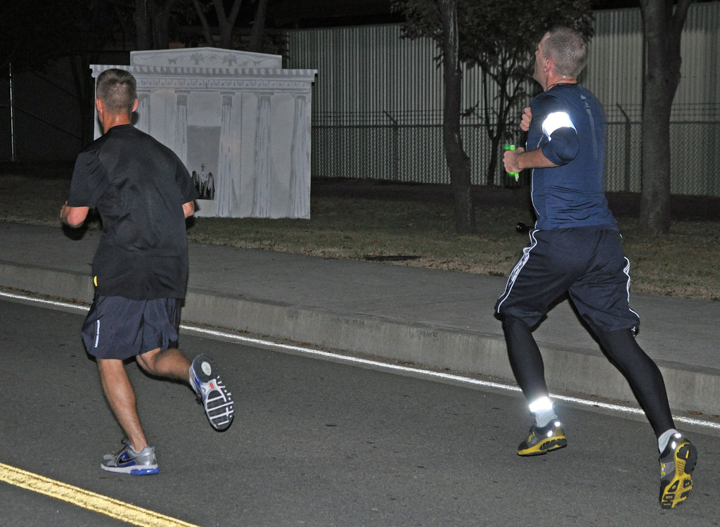How to Start Running with Weak Core - Featured image
