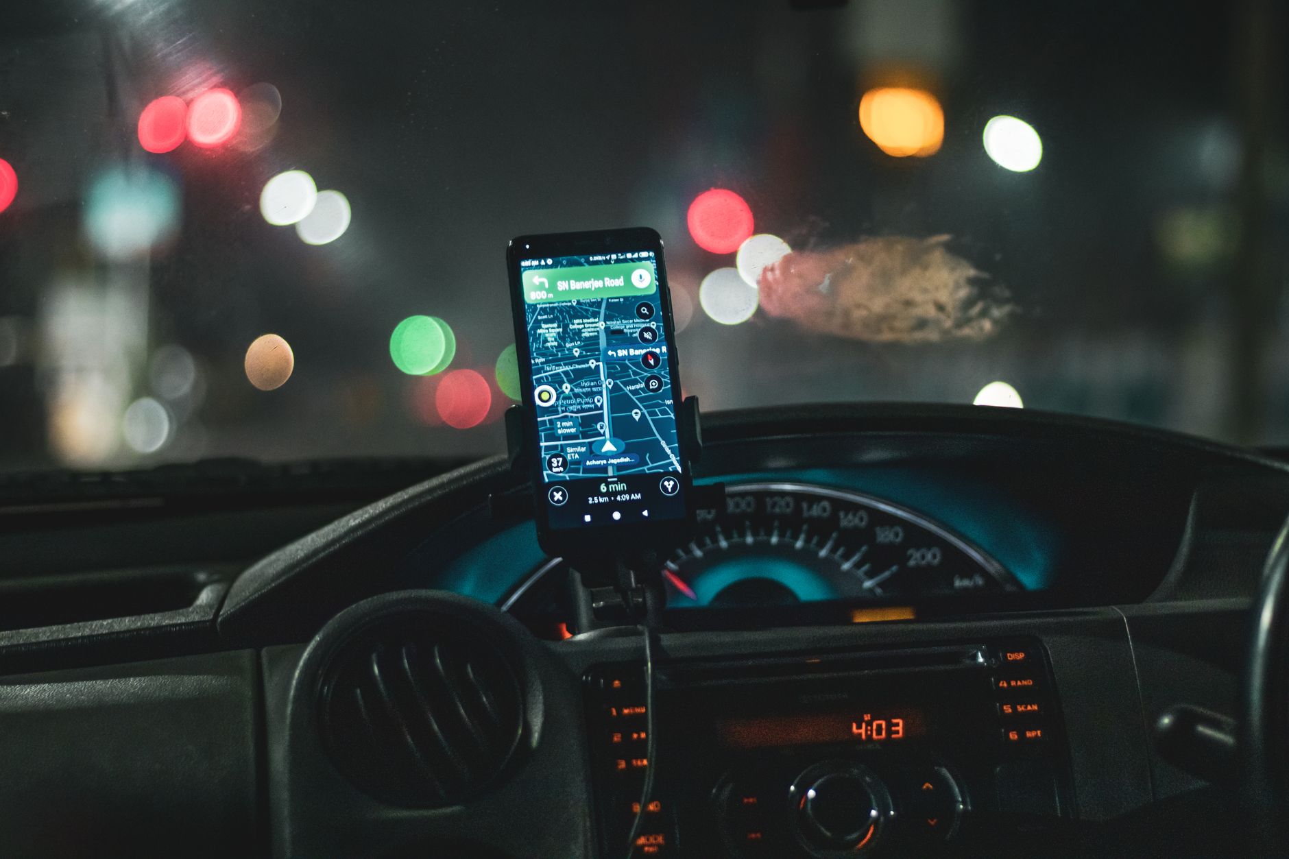How Traffic and Urban Navigation Drive Aerobic Demand