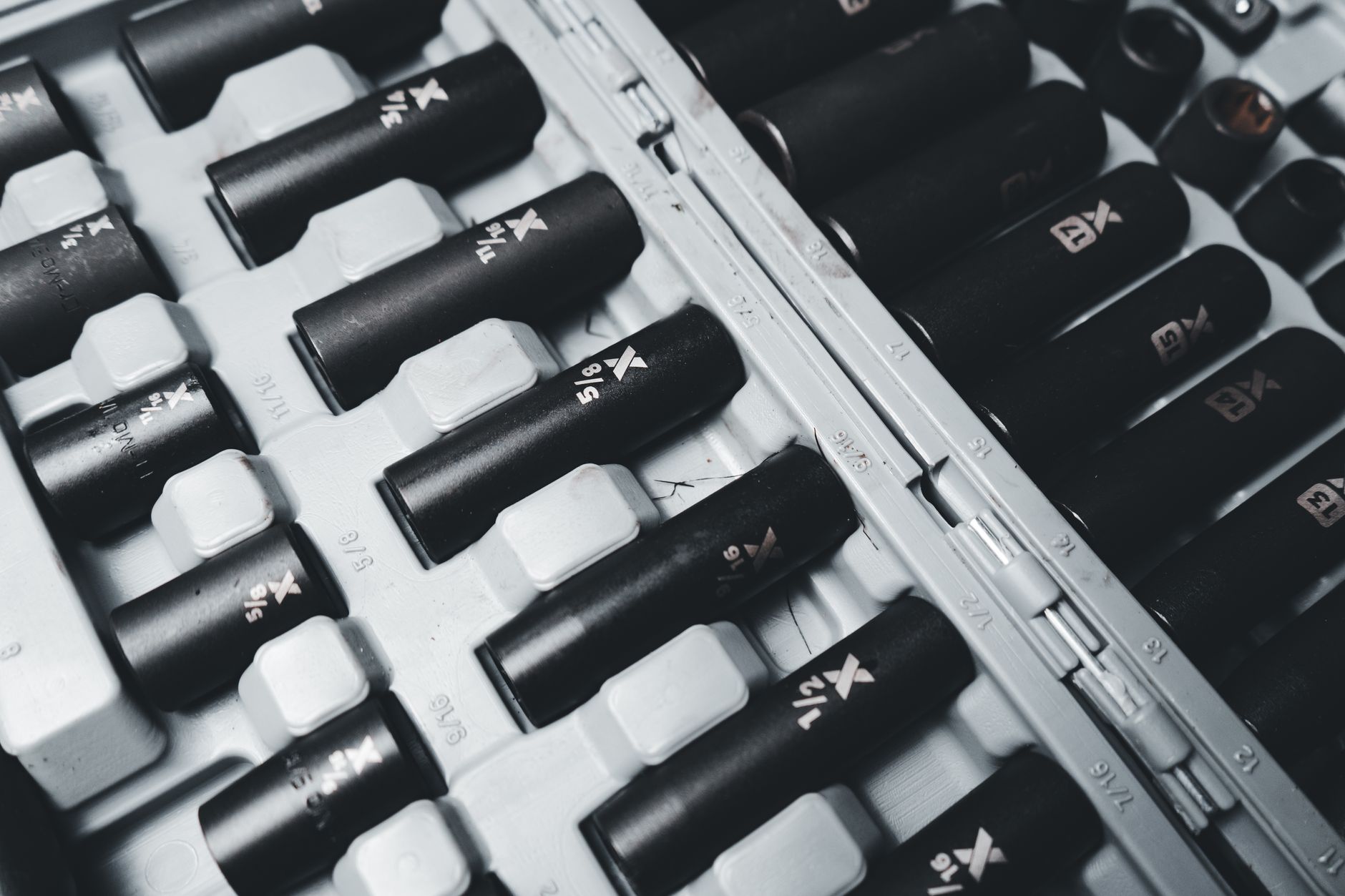 How Upright Storage Affects Durability and Long-Term Stability