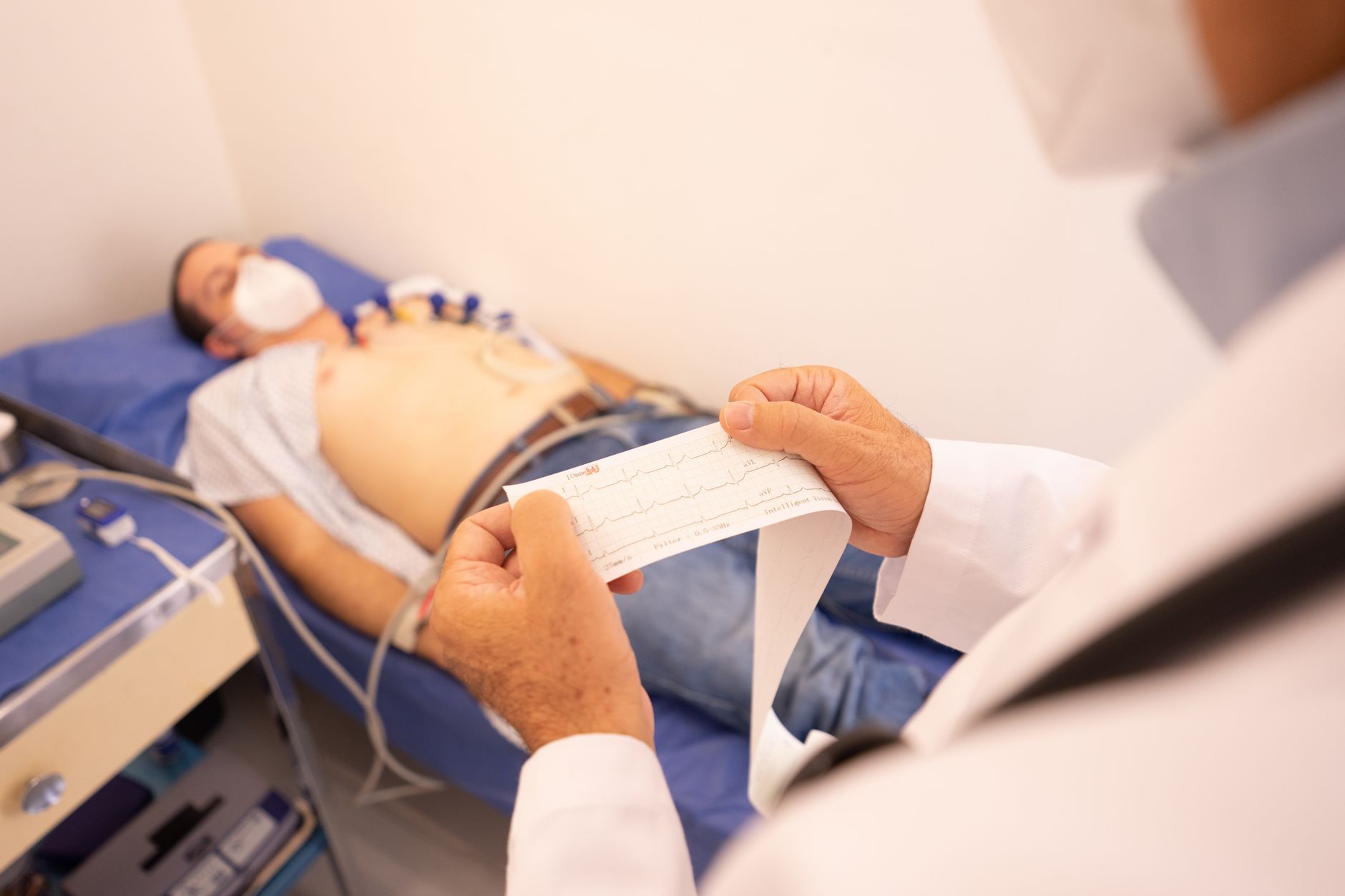 Oxygen Uptake and Cardiovascular Response Across Cadence Ranges