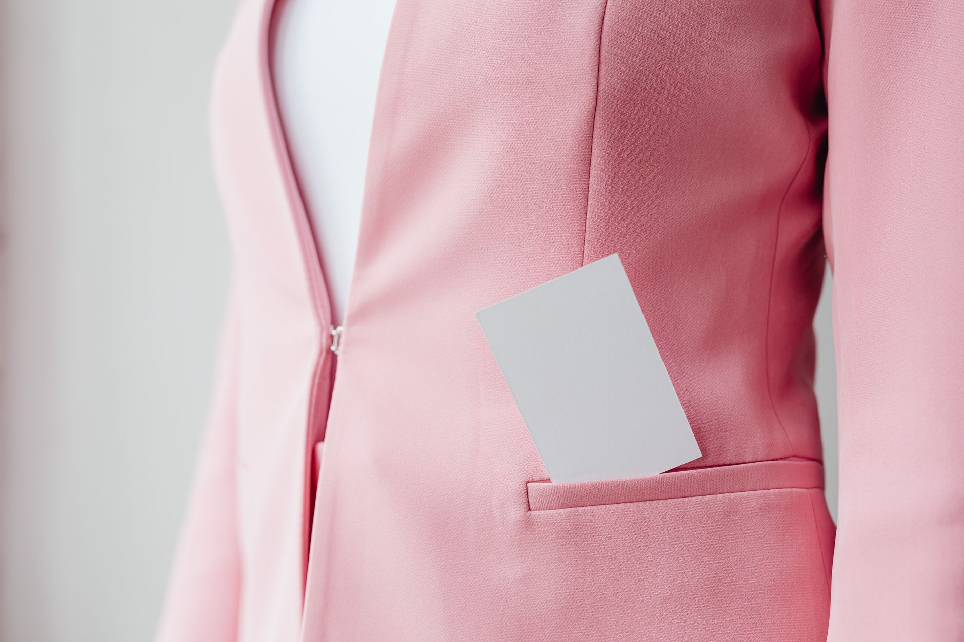 Seam Placement and Side-Pocket Impact on Fit