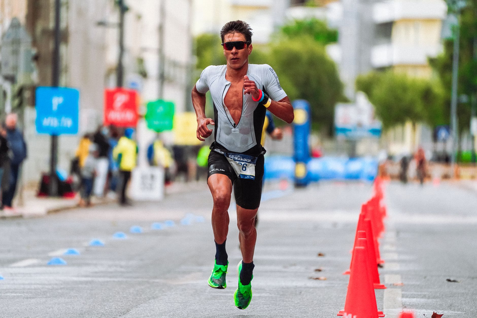 The Pacing Trap That Flat Routes Create