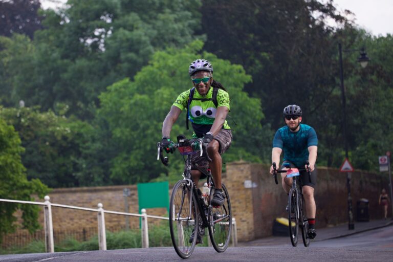 Why Cycling Feels Easier but Still Builds Heart Health - Featured image