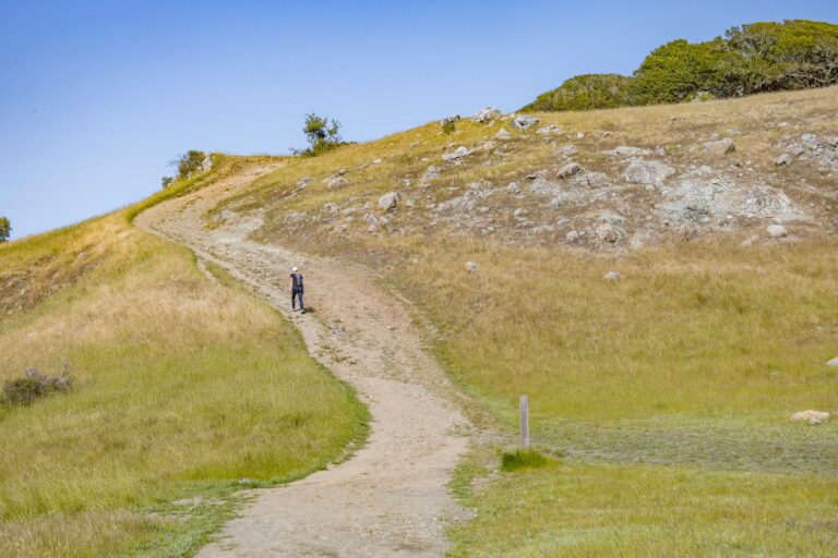 Why Uphill Hiking Pushes Your Heart Into Vigorous Territory - Featured image