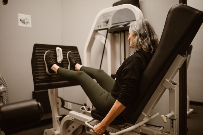 Best Cardio for Aging Hips - Featured image
