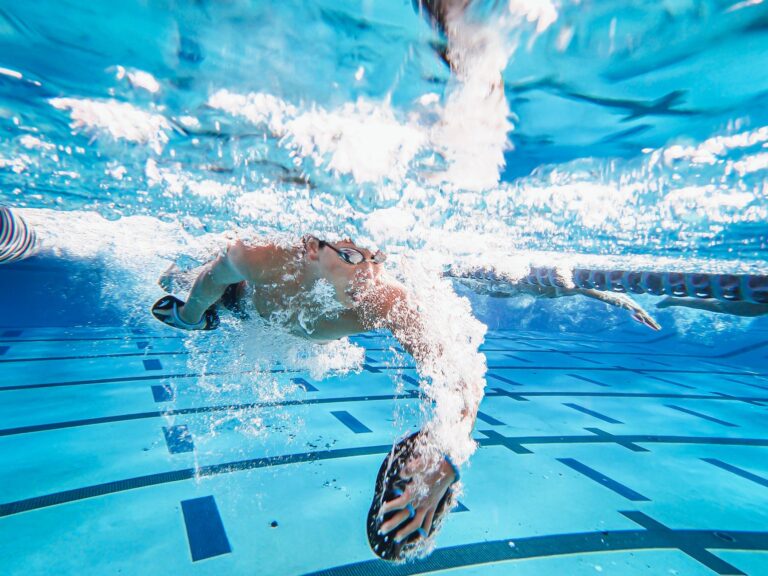 Best Swim Workouts for Cardio - Featured image