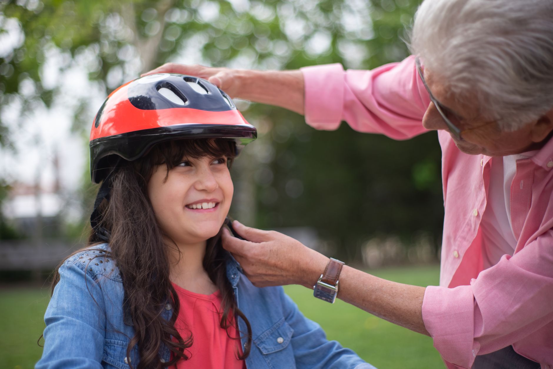 How Does Active Grandparent Play Compare to Traditional Exercise?