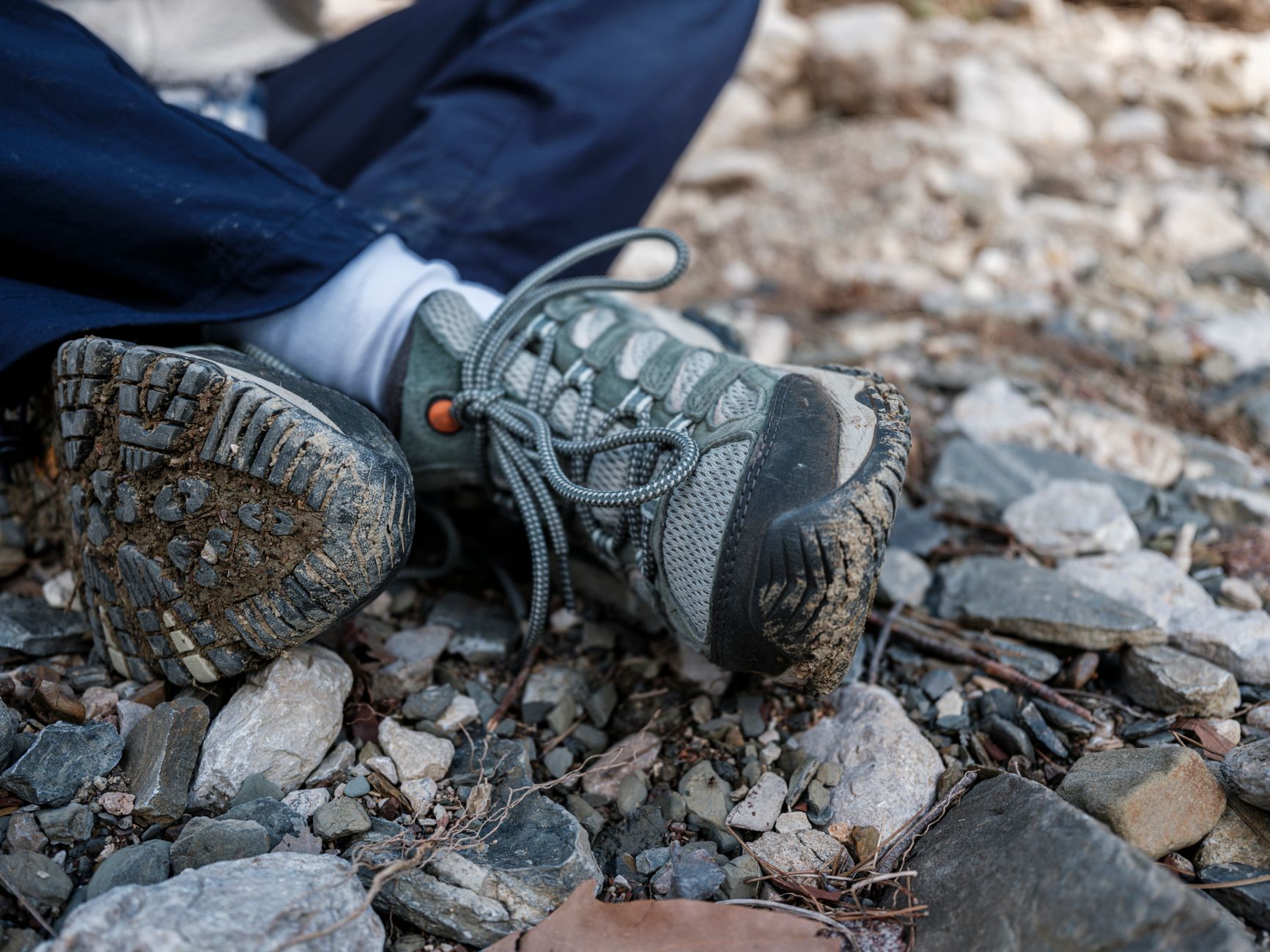 HOW DOES HIKING BUILD INTENSITY MINUTES COMPARED TO RUNNING?