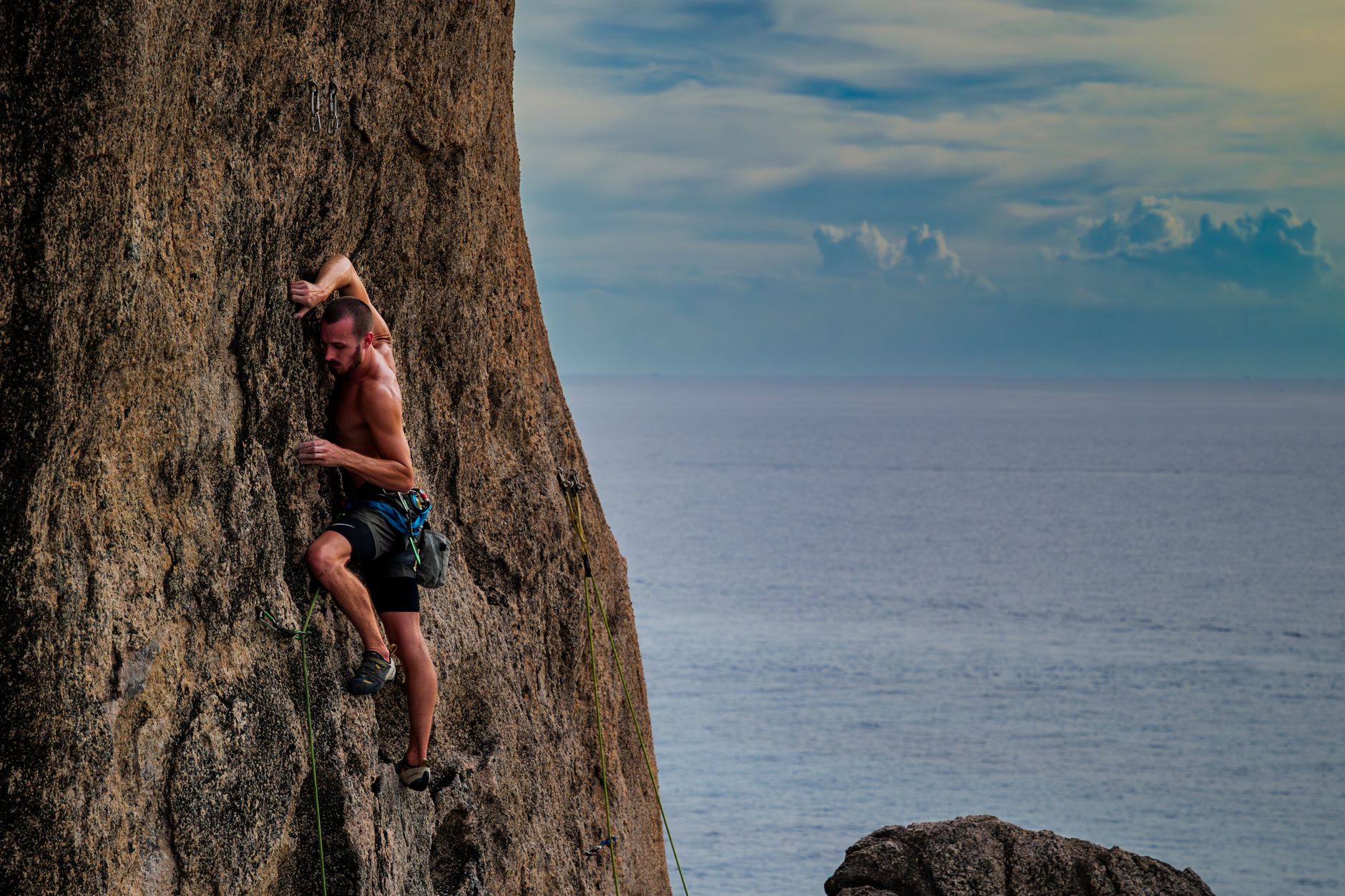 HOW STAIR CLIMBING TRANSFORMS MENTAL RESILIENCE