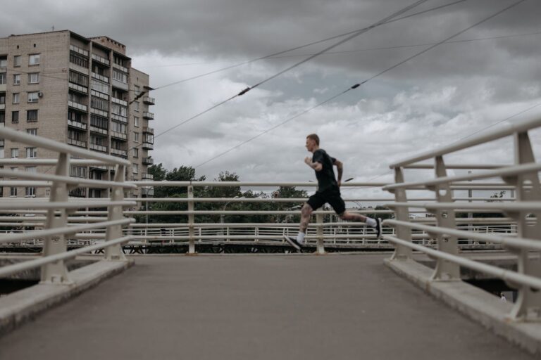 How to Build a Sustainable Cardio Routine as You Age - Featured image