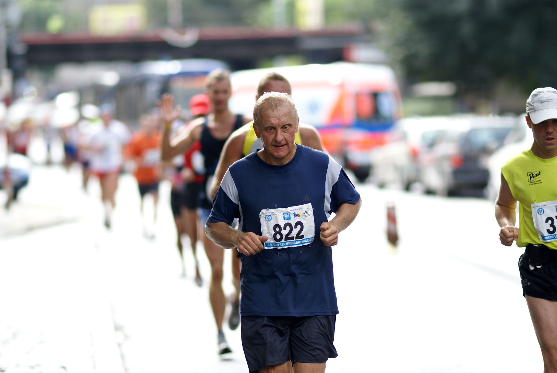 Running After 56: Lose 32 Kilograms and Train for Ultramarathon Competitions - Featured image