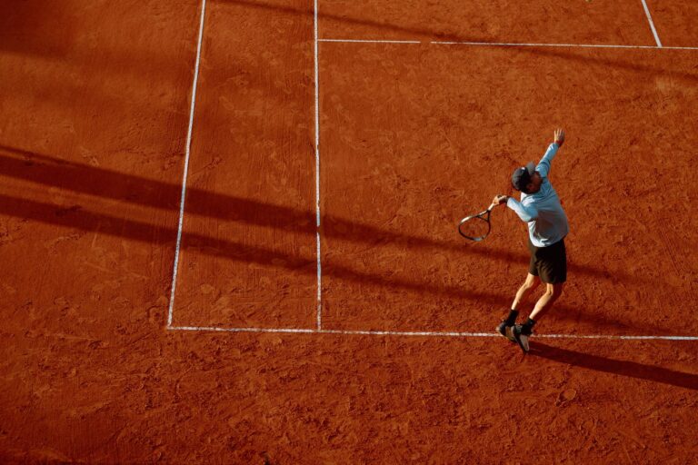 Singles vs Doubles Tennis - Featured image