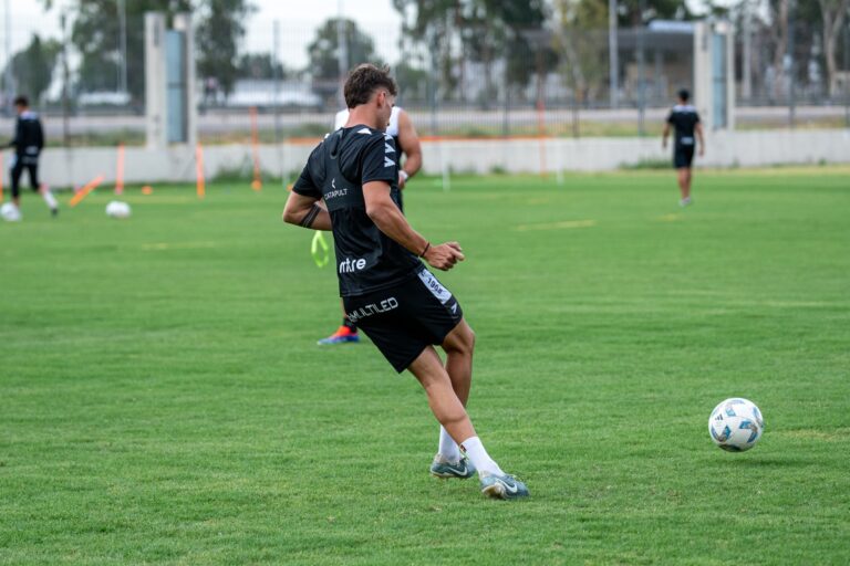 Soccer Training for Adults - Featured image