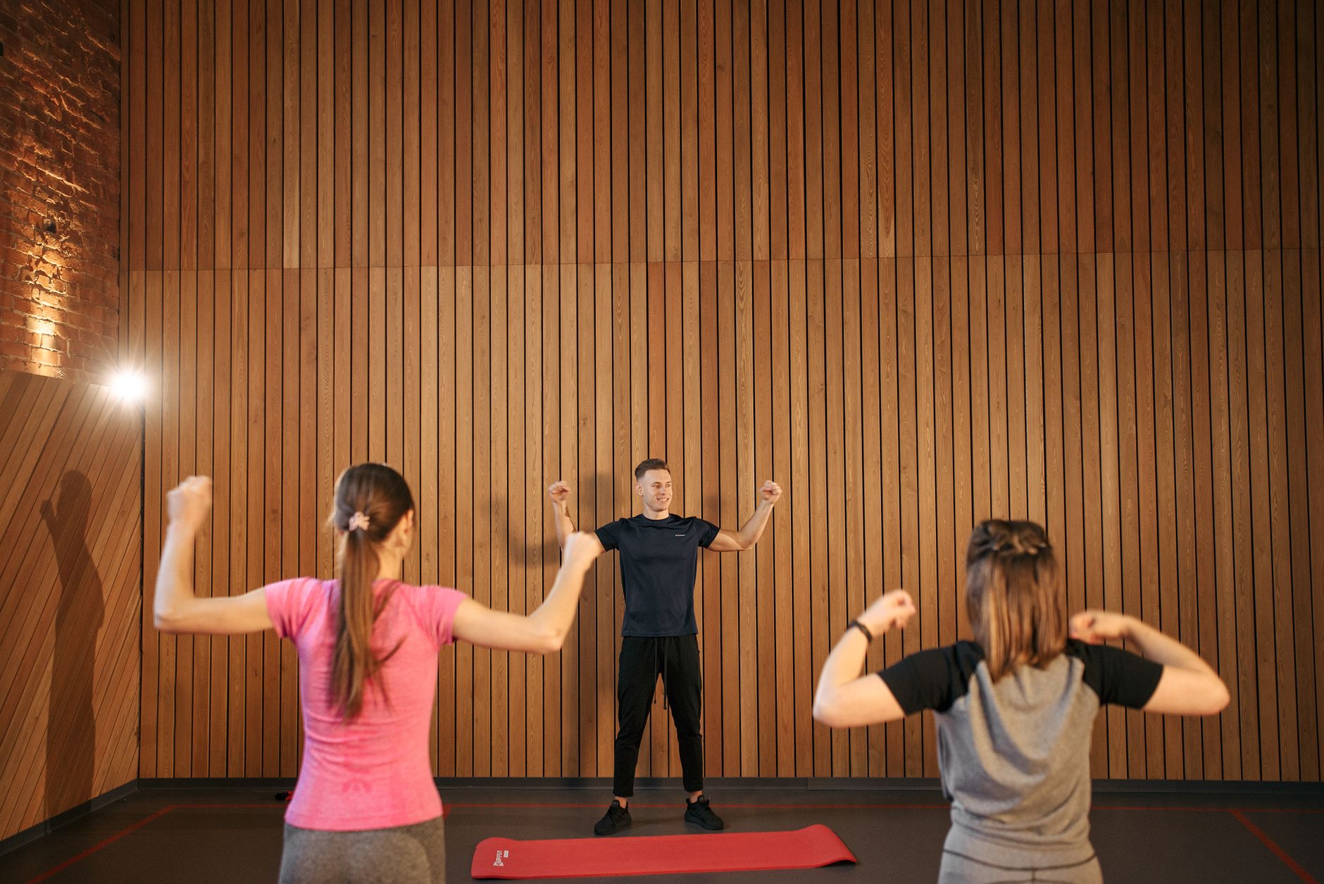 Step Aerobics vs. Other Cardio Cross-Training for Runners