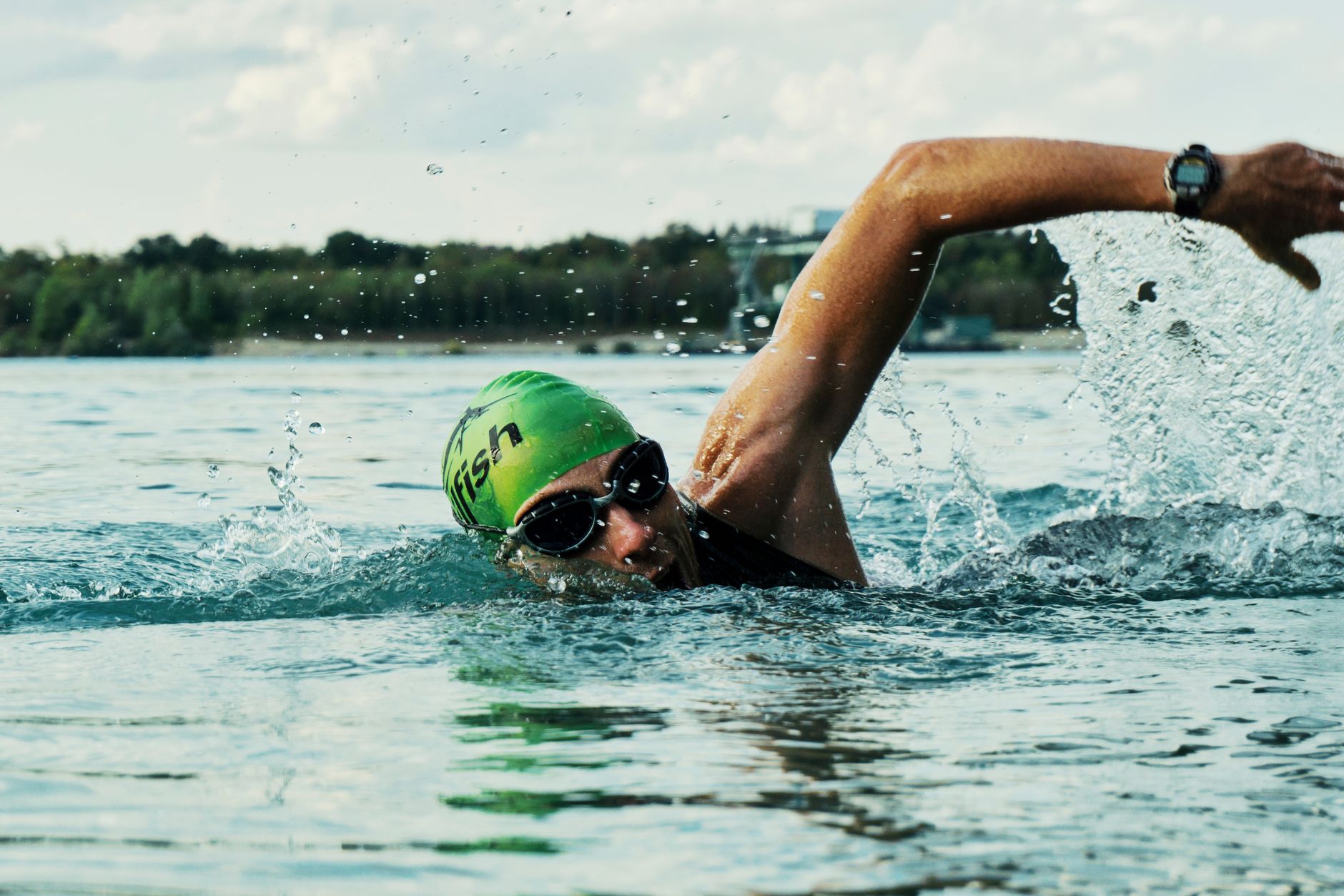 Swimming Heart Rate Challenges - Featured image