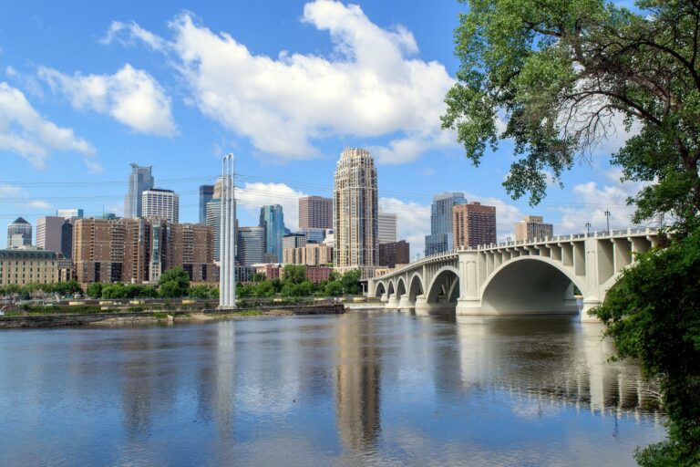 Twin Cities Marathon postpones race date 2026 prioritizes participant health - Featured image