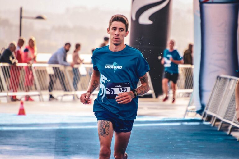 Ultramarathon Runner Combines Music Performance and 100+ Mile Race in Miami - Featured image